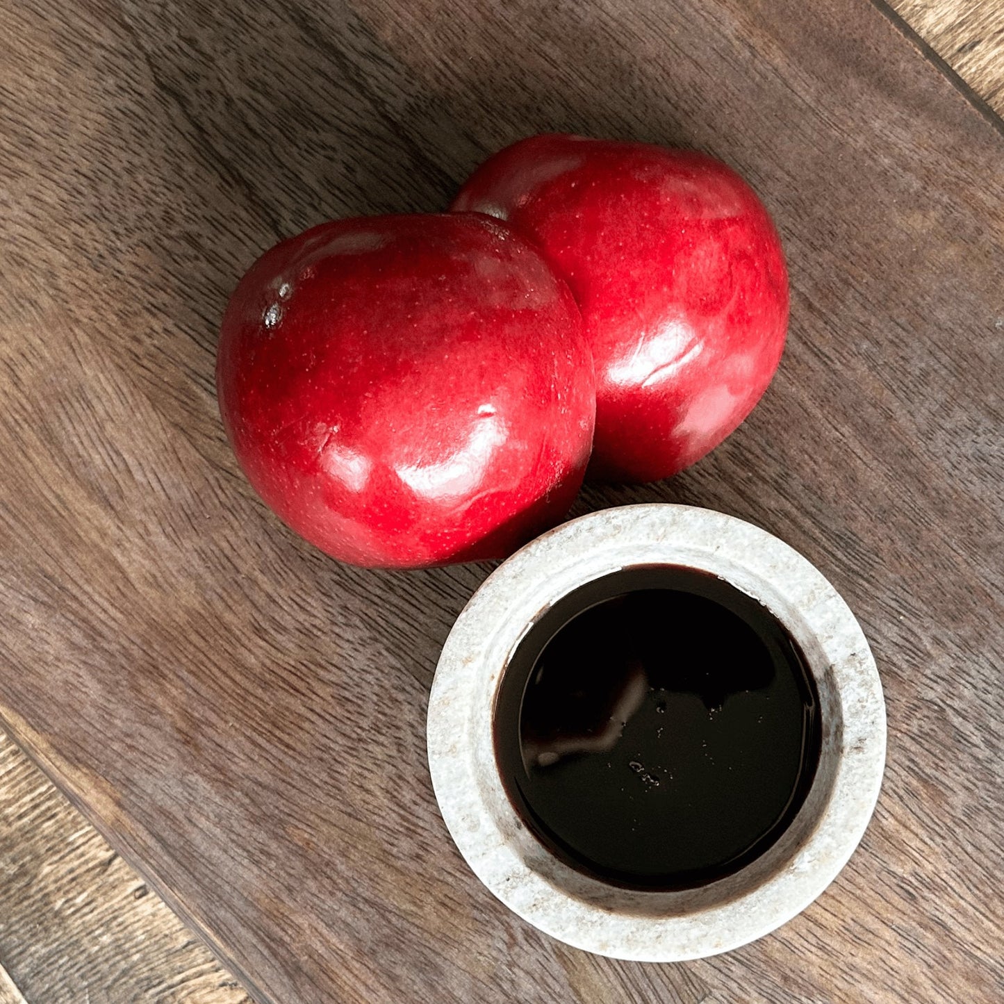 Red Apple Aged Dark Balsamic Vinegar