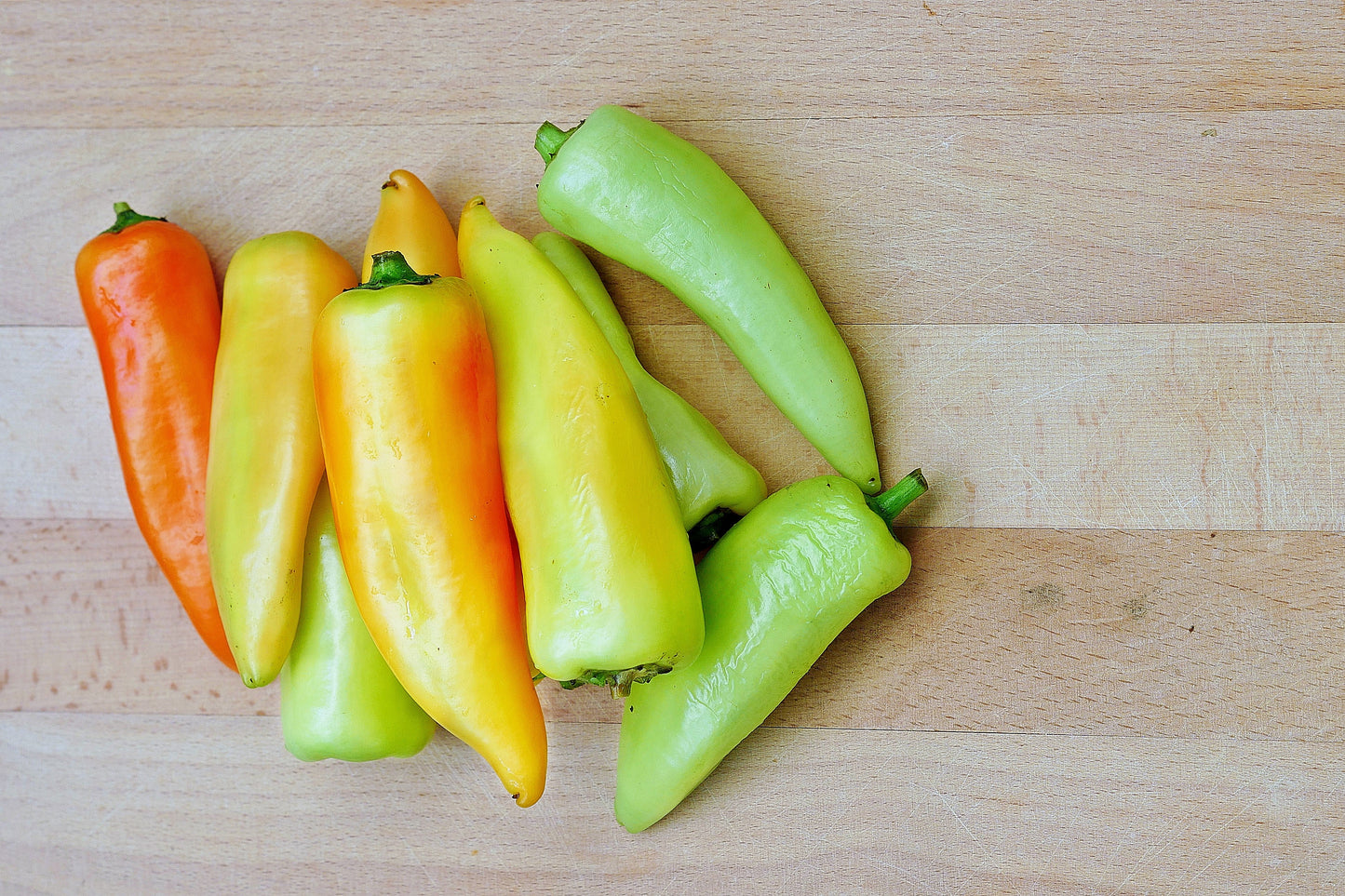 75 CUBANELLE PEPPER (Italian Sweets / Banana Pepper / Italian Frying Pepper) Capsicum Annuum Vegetable Seeds