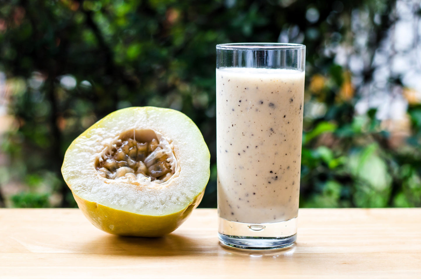 5 GIANT GRANADILLA Red Passion Flower Passiflora Quadrangularis Yellow Fruit Vine Seeds