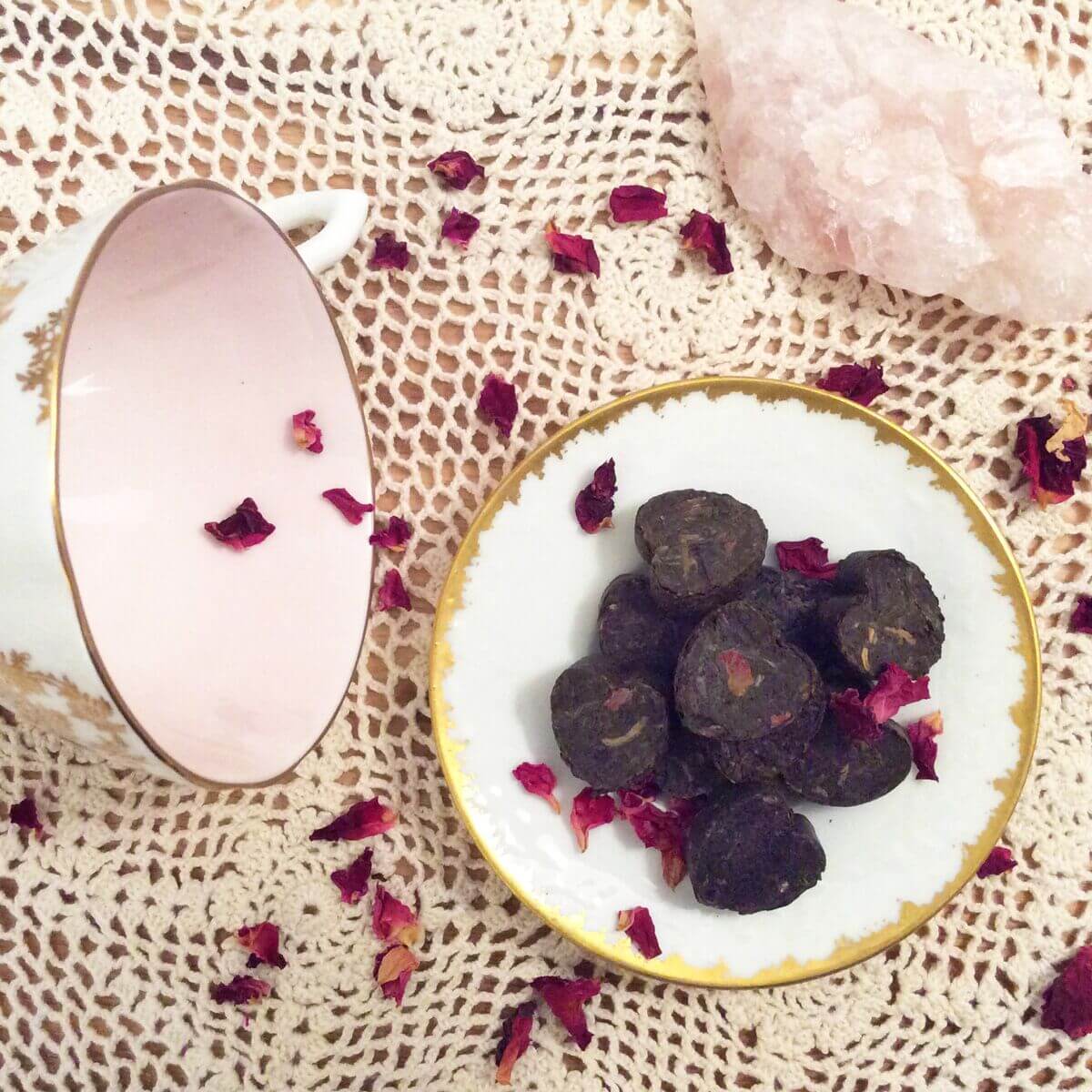 Vanilla Rose Dark Tea (Puerh) Hearts